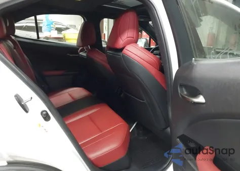 2019 Lexus Ux 200 F Sport из США, поврежденный, VIN JTHY3JBH6K2003638